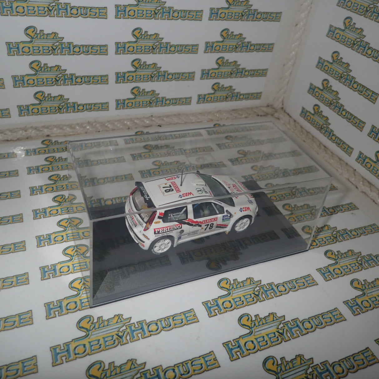 SKID SKM176 - 1/43 Scale Fiat Punto Kit Car Perlino #78 L. Cantamessa - P. Capolono Sanremo 2000 Diecast Scale Model Replica