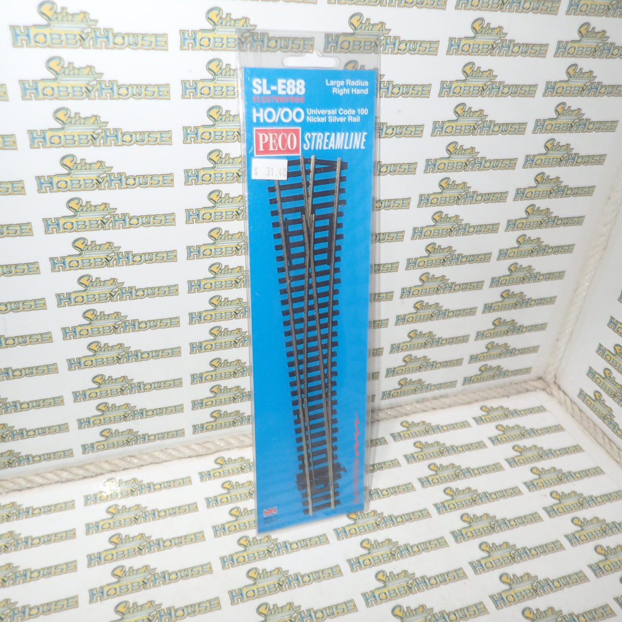 PECO Streamline HO/00 - Universal Code 100 Nickel Silver Rail Electrofrog - Large Radius Right Hand