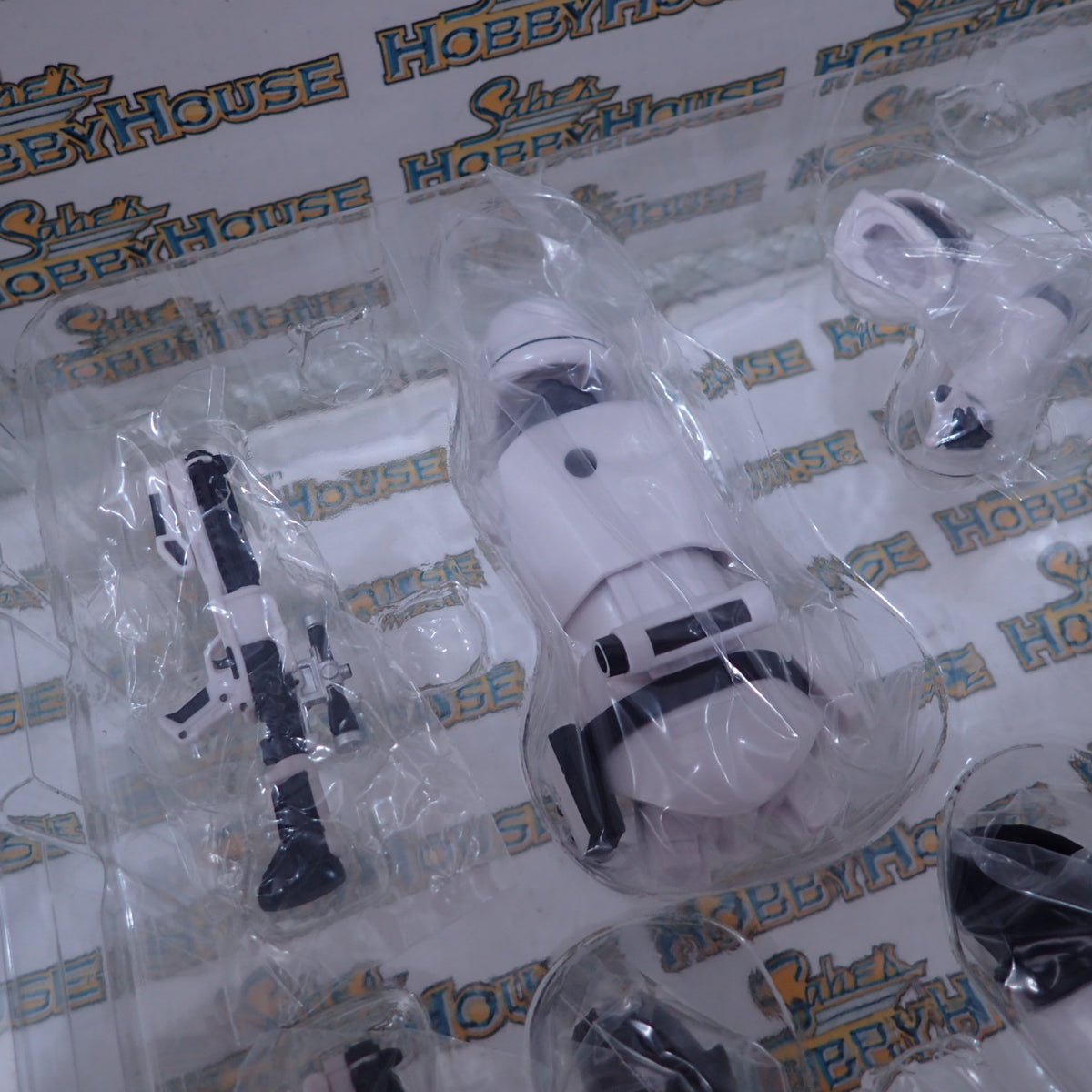 Kotobukiya SW107/8500 1/10 Scale STAR WARS FIRST ORDER STORMTROOPER Snap Fit TWO PACK