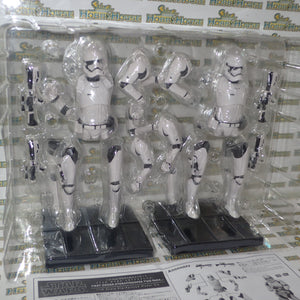 Kotobukiya SW107/8500 1/10 Scale STAR WARS FIRST ORDER STORMTROOPER Snap Fit TWO PACK