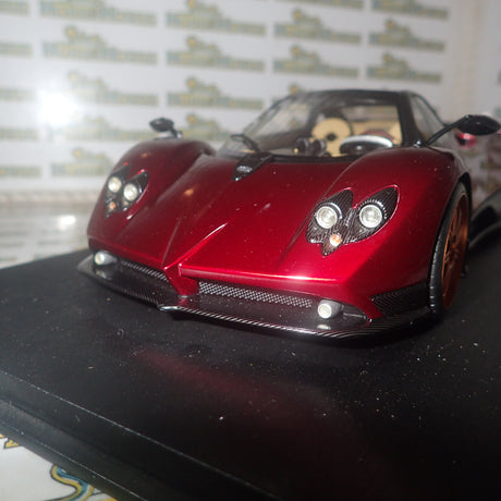 Top Speed Models TS0098 - 1/18 Scale - Pagani Zonda F in Rosso Dubai Scale Model Replica