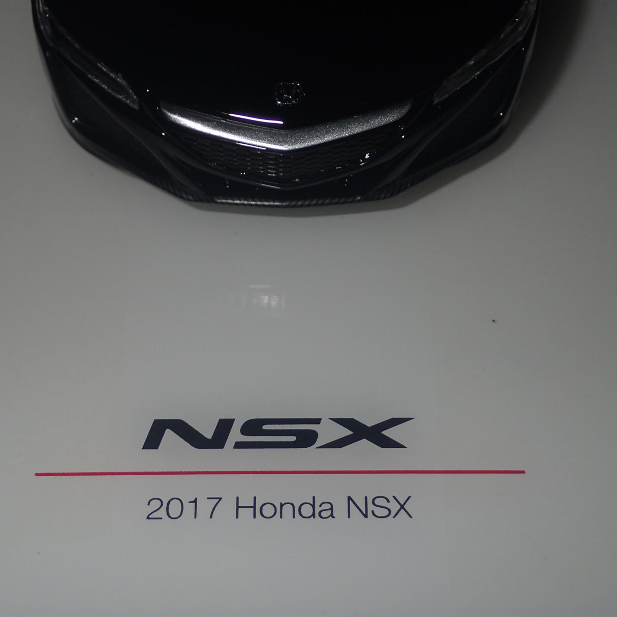 TSM Model TSM430127 - 1/43 Scale Honda NSX 2017 Berlina Black Carbon Fiber Sport Package TRUESCALE MINIATURES Model Replica