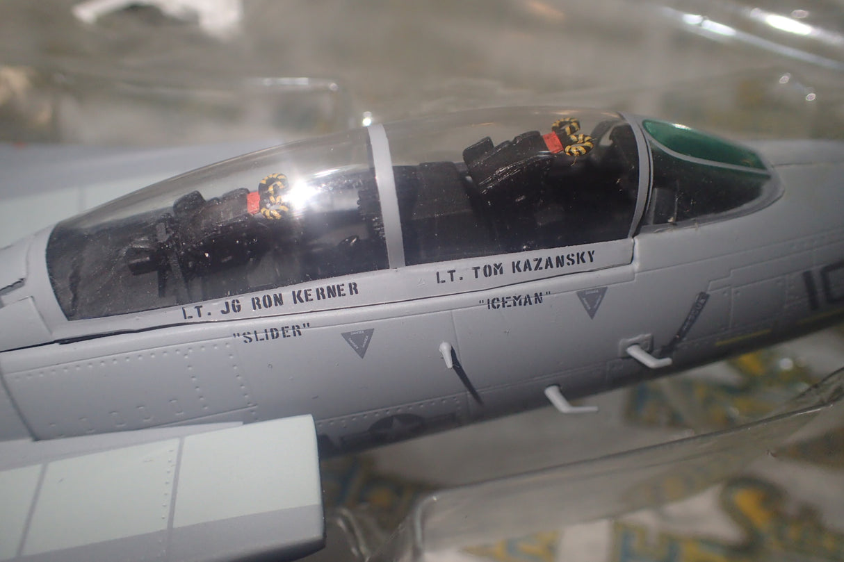 TSM Model TSMWTP002 - 1/72 Scale - "TOPGUN" Northrop Grumman F-14A VFA-213 #104 Top Gun Movie "Iceman & Slider" Scale Model Replica