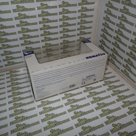 Universal Hobbies 8001U - 1/50 Scale Kamatsu WA 470 the expert's line