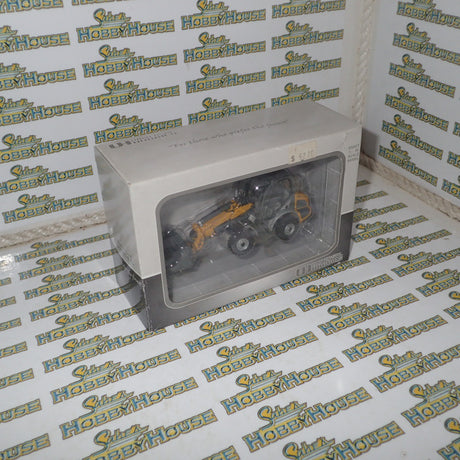 Universal Hobbies UH8060 - 1/50 Scale Kramer 750T Diecast Scale Model Replica