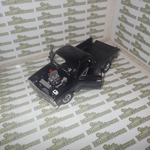 ACME A1807216 - 1/18 Scale 1970 CHEVROLET C-10 NIGHT TRAIN DRAG OUTLAWS