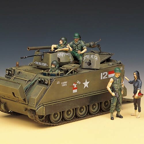 Academy 13266 - 1/35 Scale 13266 M113A1 VIETNAM VERSION Plastic Model Kit