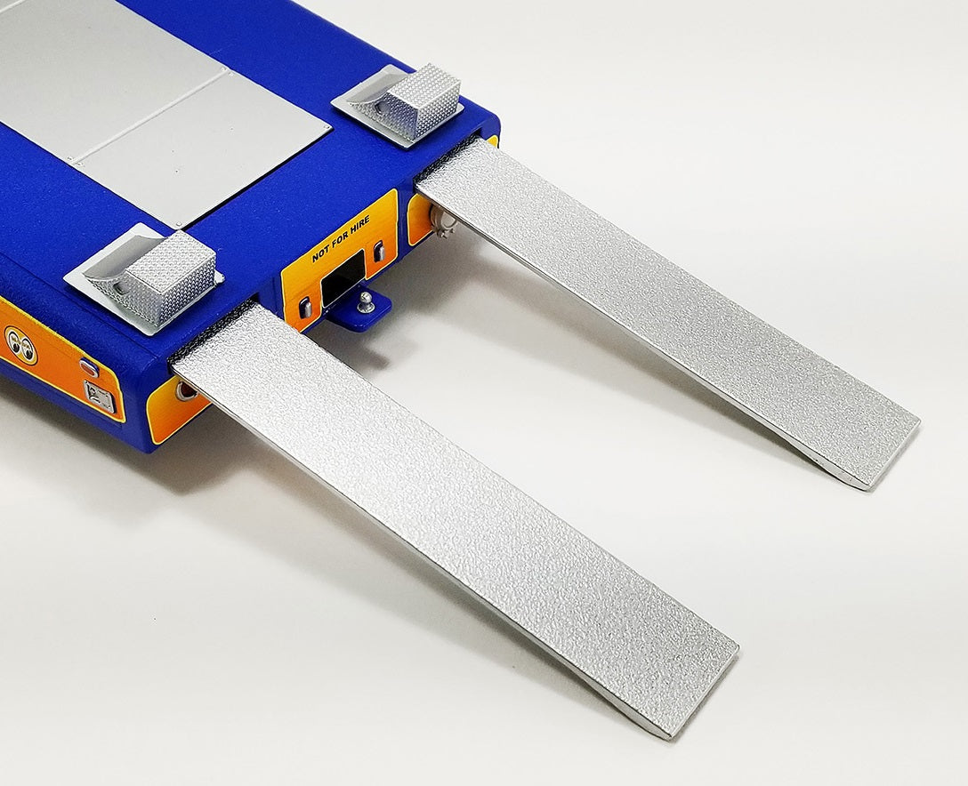 ACME A1801907 - 1/18 Scale 1970 DODGE D-300 RAMP TRUCK - RAT TRAP - Diecast Scale Model Replica