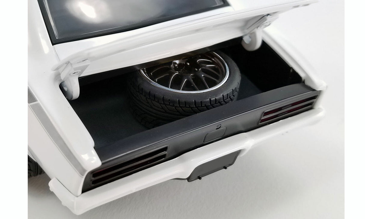 ACME - 1/18 Scale - A1805212 1968 PONTIAC FIREBIRD STREET FIGHTER Diecast Scale Model Replica