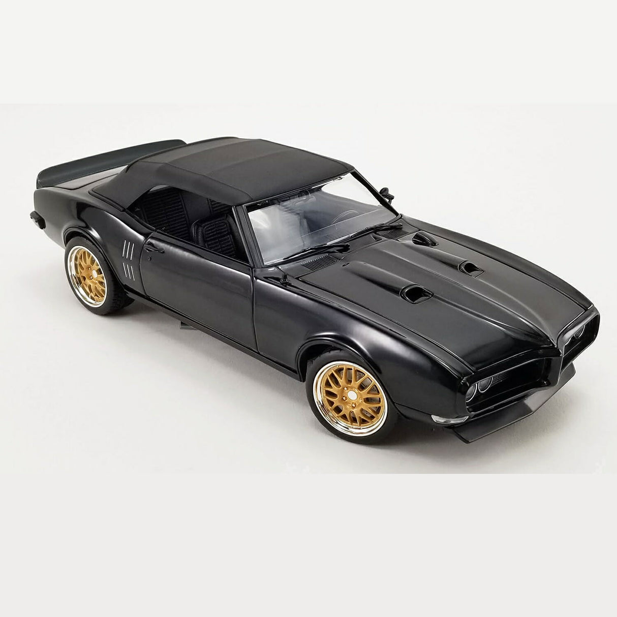 Acme - 1/18 Scale - A1805215 1968 PONTIAC FIREBIRD CONVERTIBLE RESTOMOD Diecast Scale Model Replica