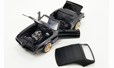 Acme - 1/18 Scale - A1805215 1968 PONTIAC FIREBIRD CONVERTIBLE RESTOMOD Diecast Scale Model Replica