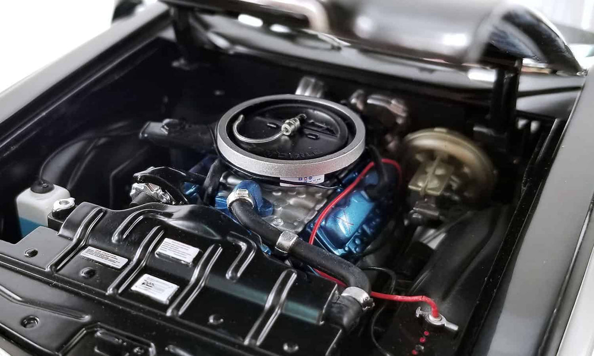 ACME A1805615 - 1/18 Scale 1971 OLDSMOBILE CUTLASS SX Diecast Scale Model Replica