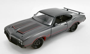 ACME - 1/18 Scale - A1805617 1970 OLDSMOBILE 442 STREET FIGHTER Diecast Scale Model Replica