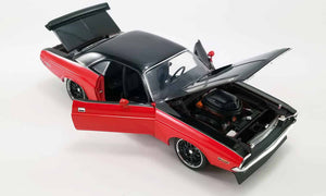 ACME - 1/18 Scale - A1806014 1970 DODGE CHALLENGER R/T STREET FIGHTER Red & Black Diecast Scale Model Replica