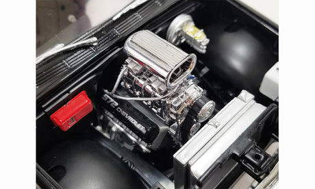 ACME A1807216 - 1/18 Scale 1970 CHEVROLET C-10 NIGHT TRAIN DRAG OUTLAWS