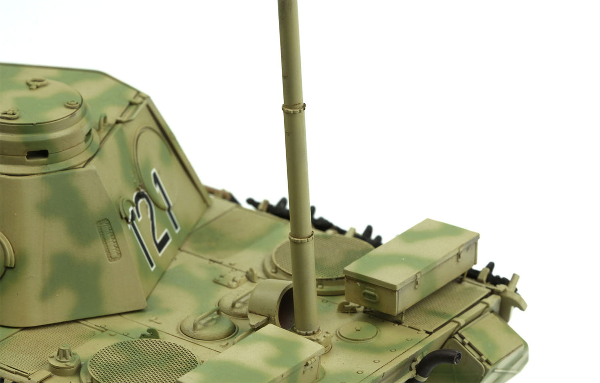 Meng Model - TS-038 1/35 Scale - Tyrannosaurus Series - German Medium Tank Sd.Kfz.171 PANTHER Ausf.D Plastic Model Kit