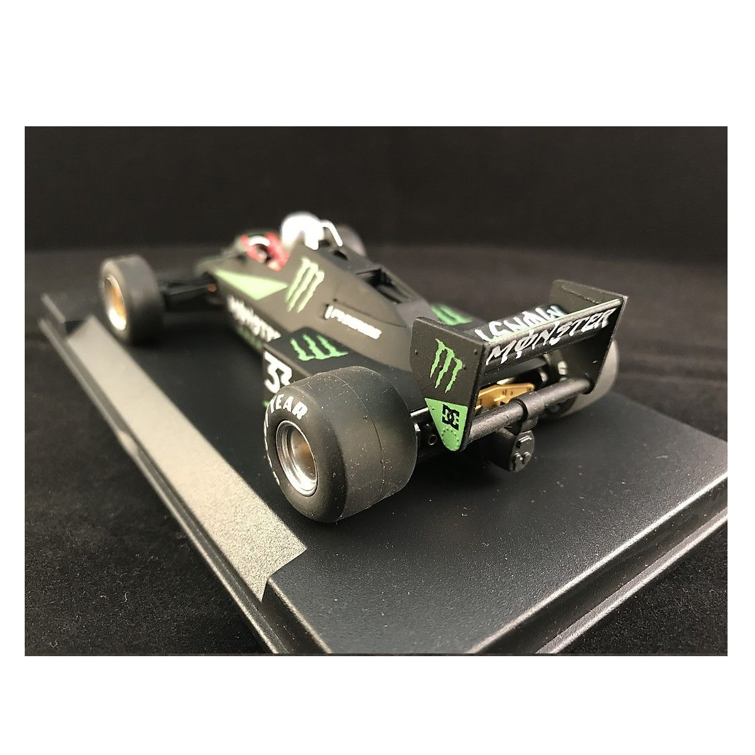 Flyslot 040305 - 1/32 Scale - Williams FW08C #33 Monster Edition Slot Car