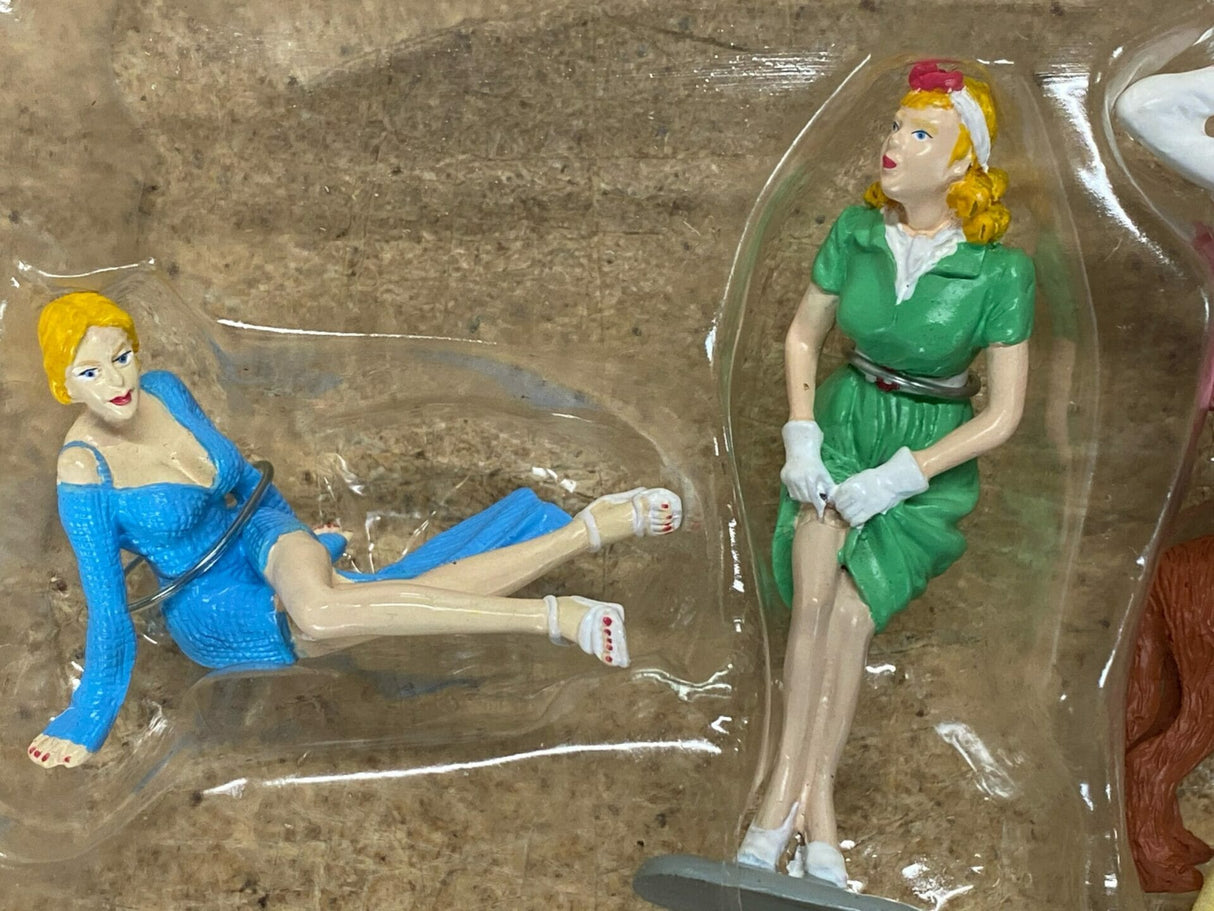 Motor Heads Miniatures - 1/24 Scale - #859 Vintage Vixens Hand Painted Cold-Cast Resin