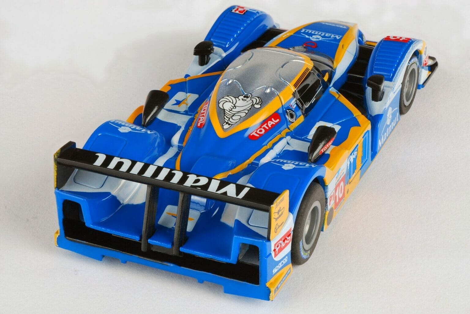 AFX 1/64 Scale 21022 Mega G+ Series Peugeot 908 Matmut Slot Car