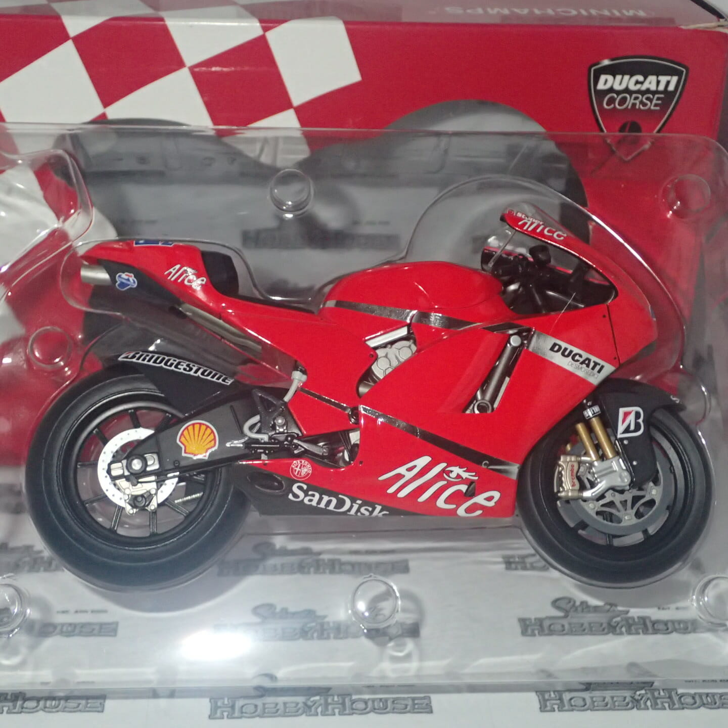 MINICHAMPS 122 070027 1/12 DUCATI DESMO16 GP7 C.STONER 2007